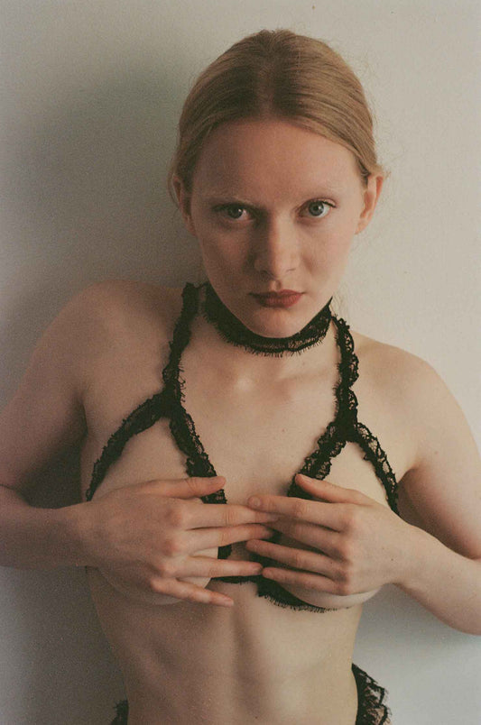 Victoria open bra black lace